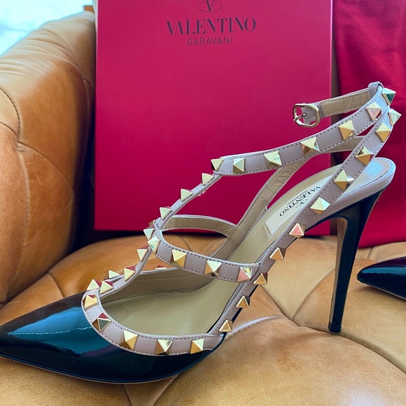 Authentic Valentino pumps - size 39 - Picture 3 of 16